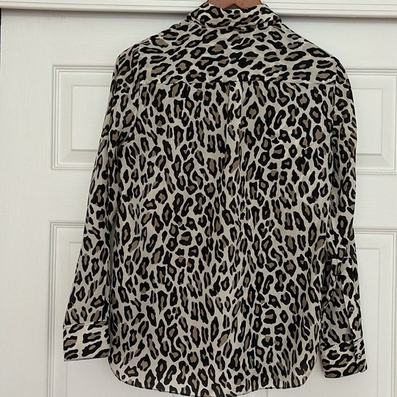 Theory Long Sleeve Silk Ivory Leopard Top P - Picture 2 of 4